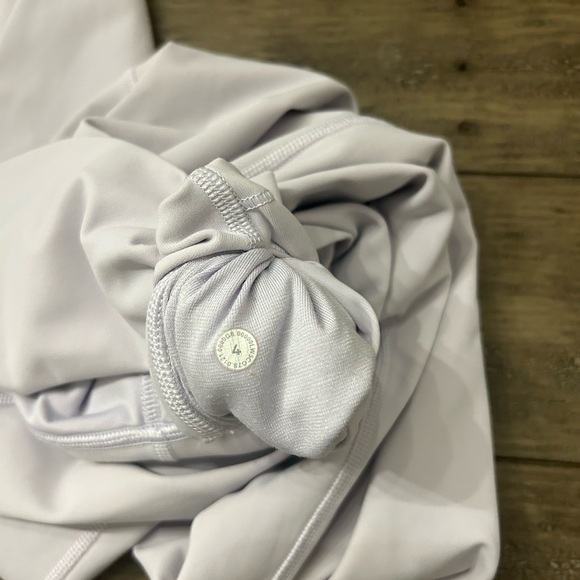 Women's lavender High-Waisted leggings - Picture 4 of 4